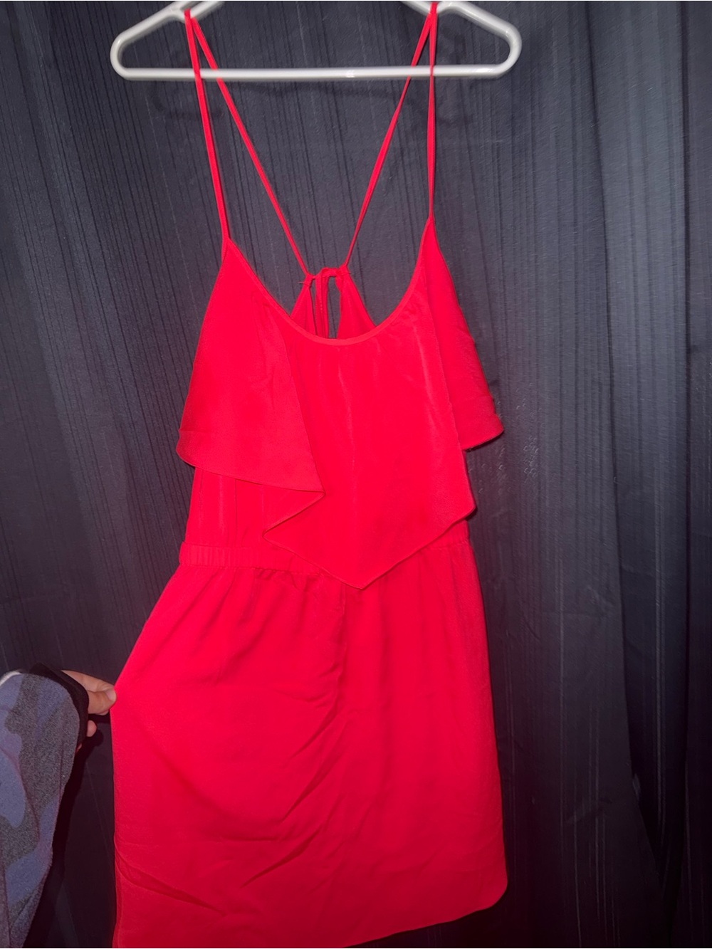 American Eagle Red Ruffle Romper Size Large - Picture 2 of 4